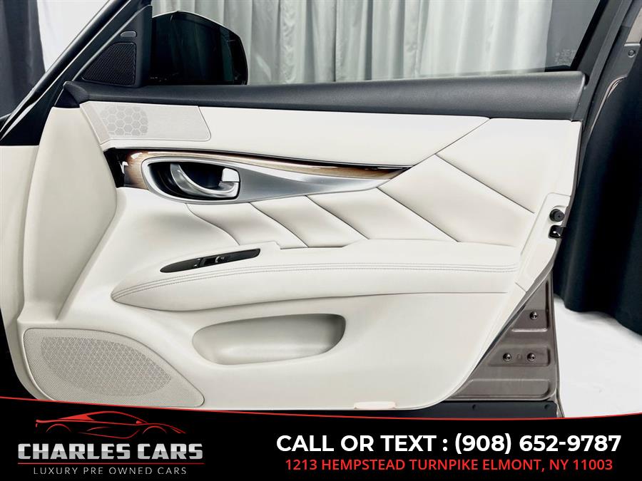 2015 Infiniti Q70l 5.6 Deluxe Tech Pkg, available for sale in Elmont, New York | Charles Cars. Elmont, New York 2015 Infiniti Q70l 5.6 Deluxe Tech Pkg, available for sale in Elmont, New York | Charles Cars. Elmont, New York