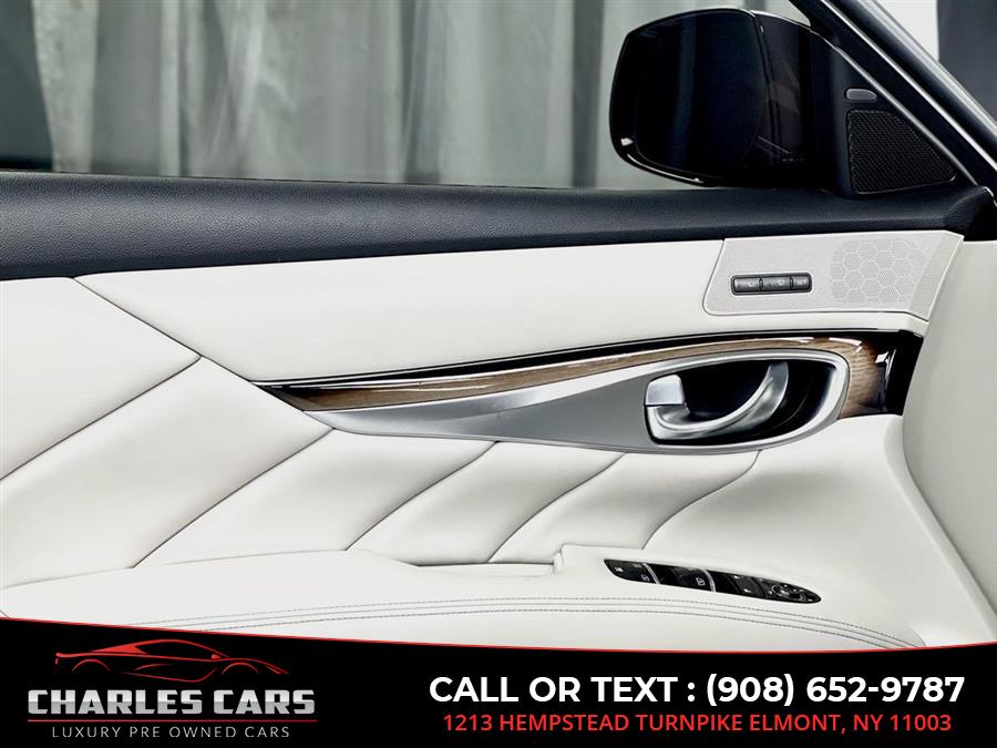 2015 Infiniti Q70l 5.6 Deluxe Tech Pkg, available for sale in Elmont, New York | Charles Cars. Elmont, New York 2015 Infiniti Q70l 5.6 Deluxe Tech Pkg, available for sale in Elmont, New York | Charles Cars. Elmont, New York