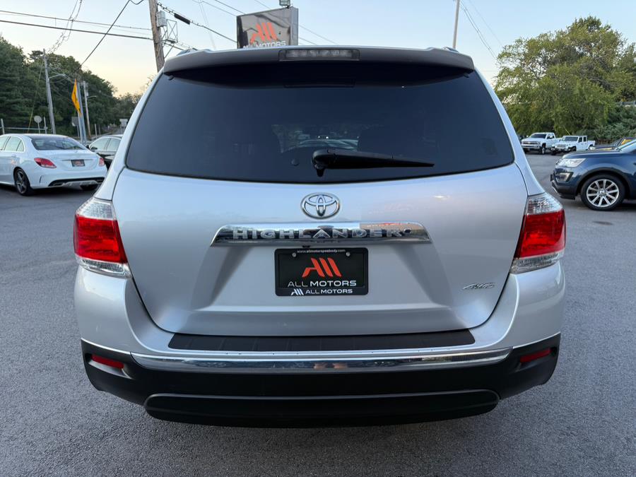 2013 Toyota Highlander SE photo 3