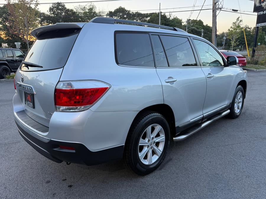 2013 Toyota Highlander SE photo 4