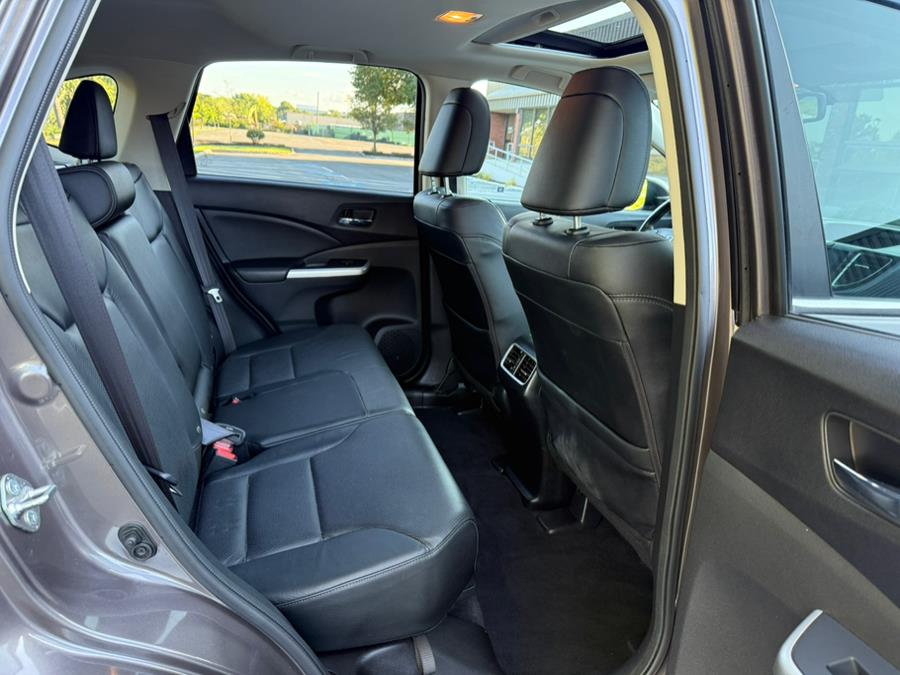 2016 Honda CR-V AWD 5dr EX-L w/Navi, available for sale in Lynn, Massachusetts | Kintall Motors. Lynn, Massachusetts 2016 Honda CR-V AWD 5dr EX-L w/Navi, available for sale in Lynn, Massachusetts | Kintall Motors. Lynn, Massachusetts