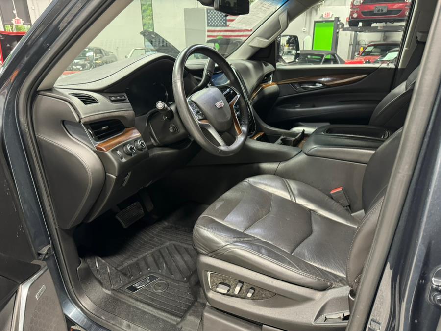 2020 Cadillac Escalade 4WD 4dr Premium Luxury, available for sale in Oxford, Connecticut | Buonauto Enterprises. Oxford, Connecticut 2020 Cadillac Escalade 4WD 4dr Premium Luxury, available for sale in Oxford, Connecticut | Buonauto Enterprises. Oxford, Connecticut