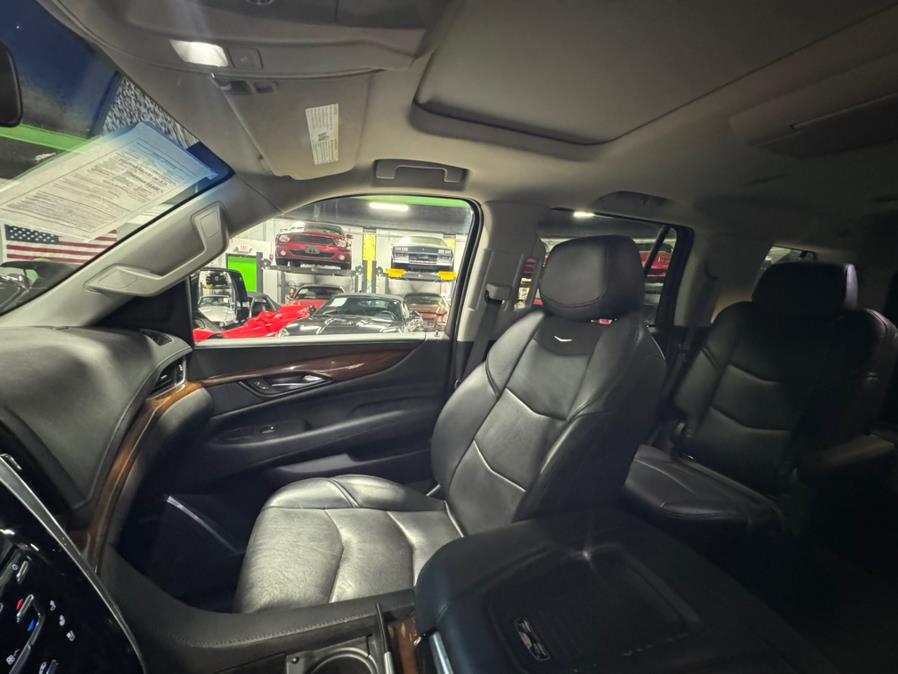 2020 Cadillac Escalade 4WD 4dr Premium Luxury, available for sale in Oxford, Connecticut | Buonauto Enterprises. Oxford, Connecticut 2020 Cadillac Escalade 4WD 4dr Premium Luxury, available for sale in Oxford, Connecticut | Buonauto Enterprises. Oxford, Connecticut