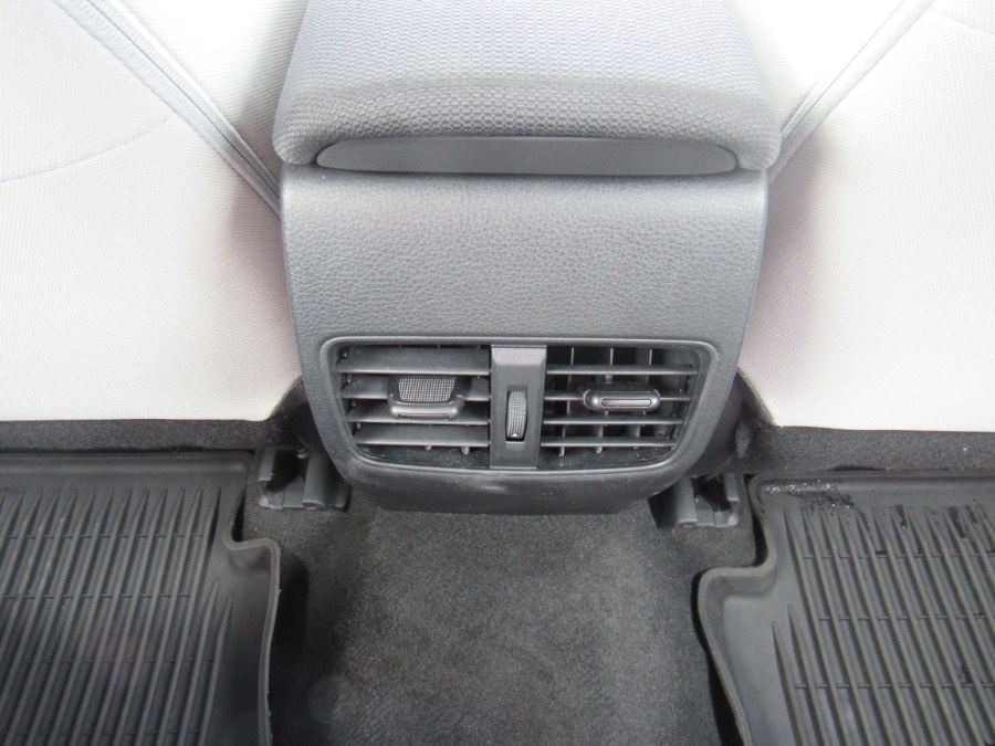 2023 Toyota Corolla Cross L, available for sale in Worcester, Massachusetts | Hilario's Auto Sales Inc.. Worcester, Massachusetts 2023 Toyota Corolla Cross L, available for sale in Worcester, Massachusetts | Hilario's Auto Sales Inc.. Worcester, Massachusetts