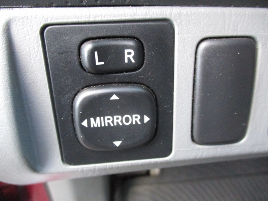2006 Toyota Tacoma Tacoma V6 4x4, available for sale in Meriden, Connecticut | Cos Central Auto. Meriden, Connecticut 2006 Toyota Tacoma Tacoma V6 4x4, available for sale in Meriden, Connecticut | Cos Central Auto. Meriden, Connecticut