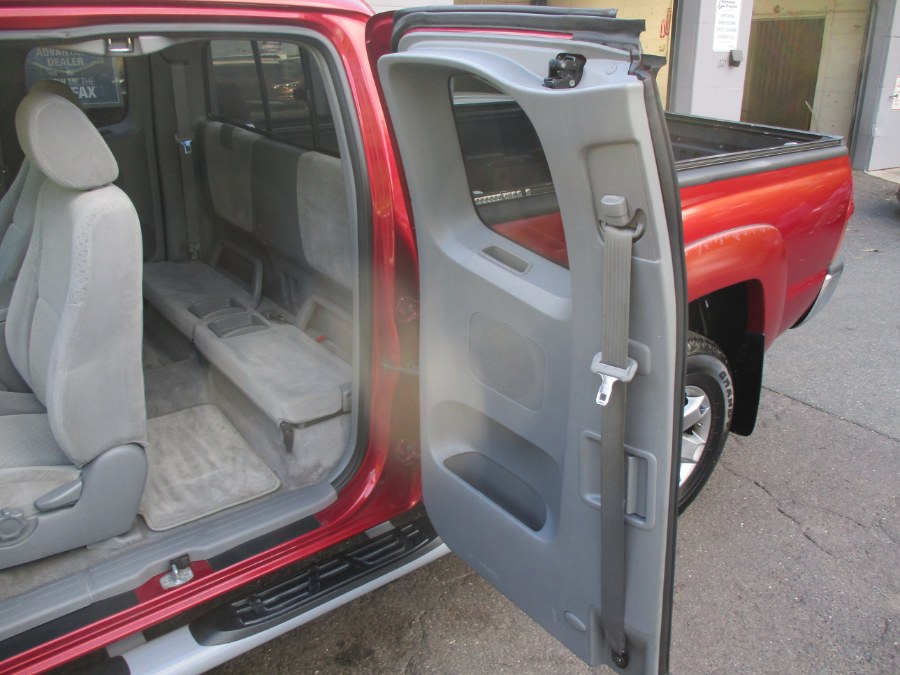 2006 Toyota Tacoma Tacoma V6 4x4, available for sale in Meriden, Connecticut | Cos Central Auto. Meriden, Connecticut 2006 Toyota Tacoma Tacoma V6 4x4, available for sale in Meriden, Connecticut | Cos Central Auto. Meriden, Connecticut