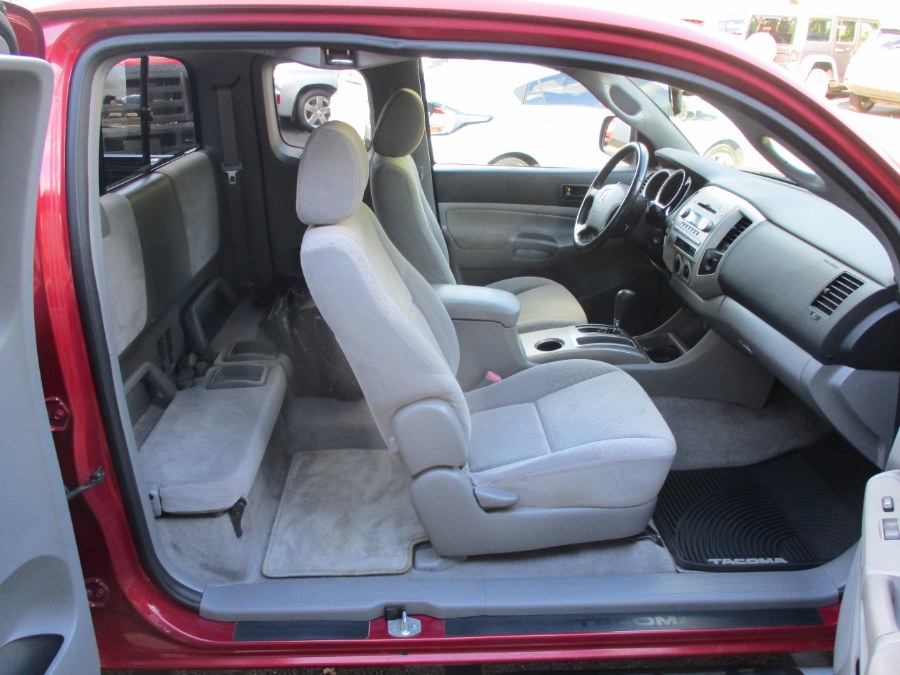 2006 Toyota Tacoma Tacoma V6 4x4, available for sale in Meriden, Connecticut | Cos Central Auto. Meriden, Connecticut 2006 Toyota Tacoma Tacoma V6 4x4, available for sale in Meriden, Connecticut | Cos Central Auto. Meriden, Connecticut