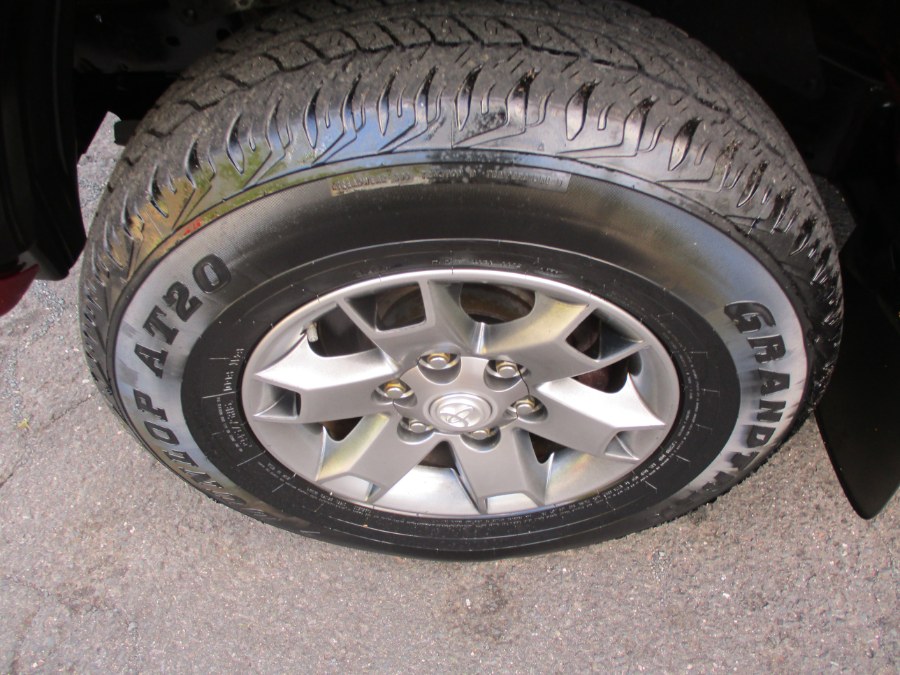 2006 Toyota Tacoma Tacoma V6 4x4, available for sale in Meriden, Connecticut | Cos Central Auto. Meriden, Connecticut 2006 Toyota Tacoma Tacoma V6 4x4, available for sale in Meriden, Connecticut | Cos Central Auto. Meriden, Connecticut