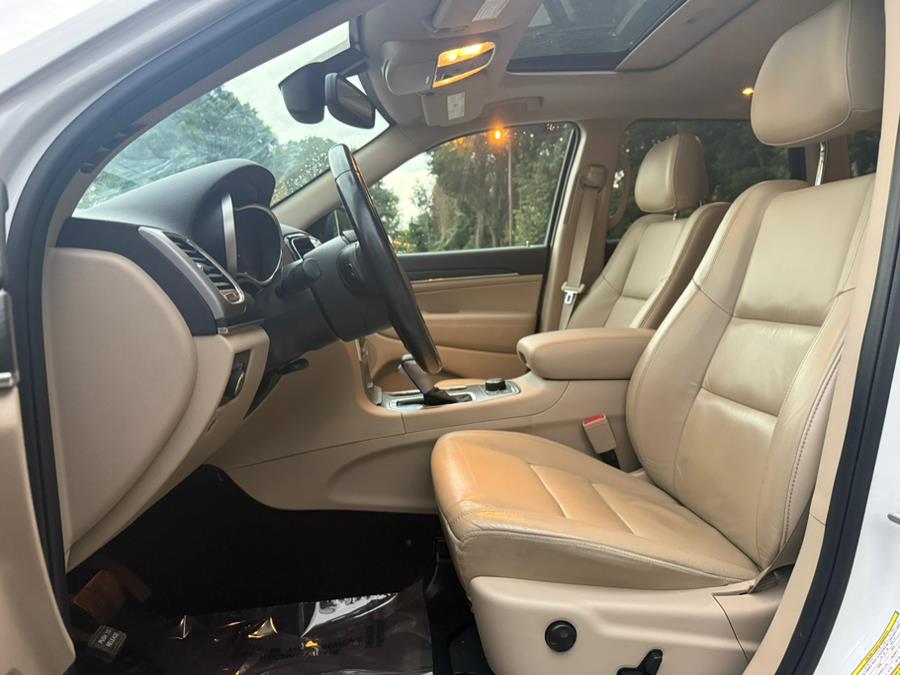 2020 Jeep Grand Cherokee Limited 4x4, available for sale in Philadelphia, Pennsylvania | Eugen's Auto Sales & Repairs. Philadelphia, Pennsylvania 2020 Jeep Grand Cherokee Limited 4x4, available for sale in Philadelphia, Pennsylvania | Eugen's Auto Sales & Repairs. Philadelphia, Pennsylvania