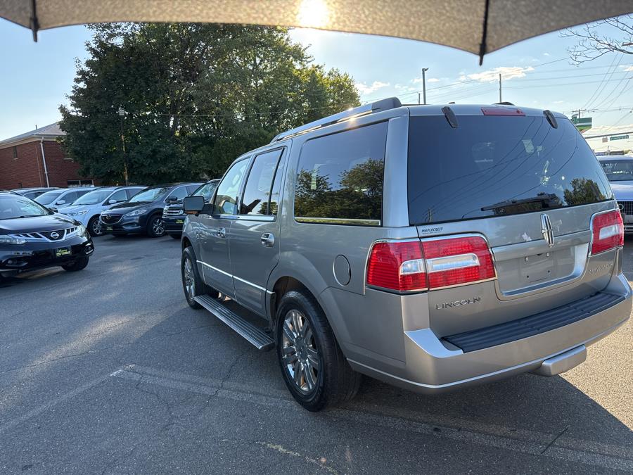2008 Lincoln Navigator 4WD 4dr, available for sale in Little Ferry, New Jersey | Victoria Preowned Autos Inc. Little Ferry, New Jersey 2008 Lincoln Navigator 4WD 4dr, available for sale in Little Ferry, New Jersey | Victoria Preowned Autos Inc. Little Ferry, New Jersey