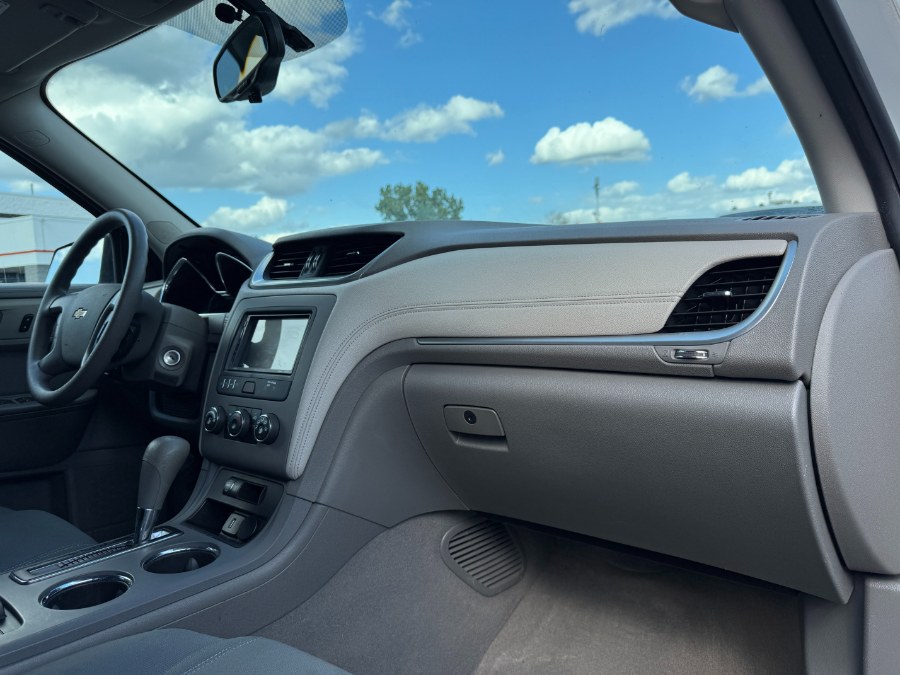 2017 Chevrolet Traverse AWD 4dr LS, available for sale in Ortonville, Michigan | Marsh Auto Sales LLC. Ortonville, Michigan 2017 Chevrolet Traverse AWD 4dr LS, available for sale in Ortonville, Michigan | Marsh Auto Sales LLC. Ortonville, Michigan