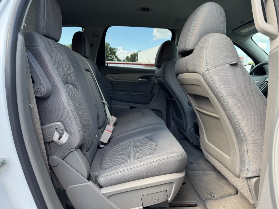 2017 Chevrolet Traverse AWD 4dr LS, available for sale in Ortonville, Michigan | Marsh Auto Sales LLC. Ortonville, Michigan 2017 Chevrolet Traverse AWD 4dr LS, available for sale in Ortonville, Michigan | Marsh Auto Sales LLC. Ortonville, Michigan