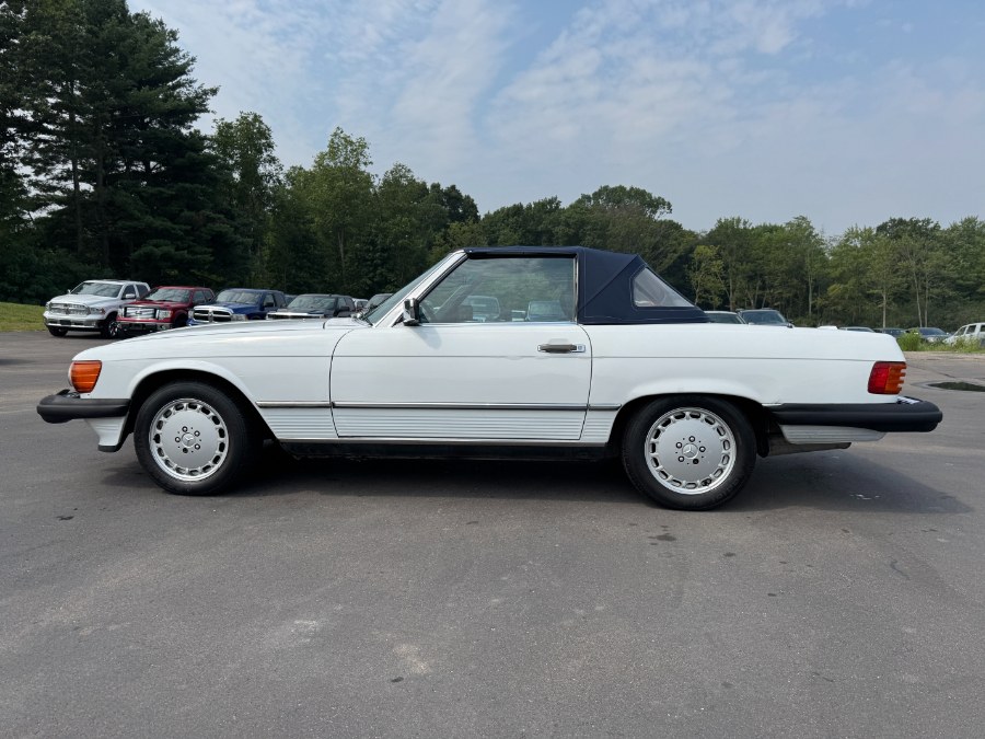 1989 Mercedes-Benz 560 Series 2dr Coupe 560SL Roadster, available for sale in Ortonville, Michigan | Marsh Auto Sales LLC. Ortonville, Michigan 1989 Mercedes-Benz 560 Series 2dr Coupe 560SL Roadster, available for sale in Ortonville, Michigan | Marsh Auto Sales LLC. Ortonville, Michigan