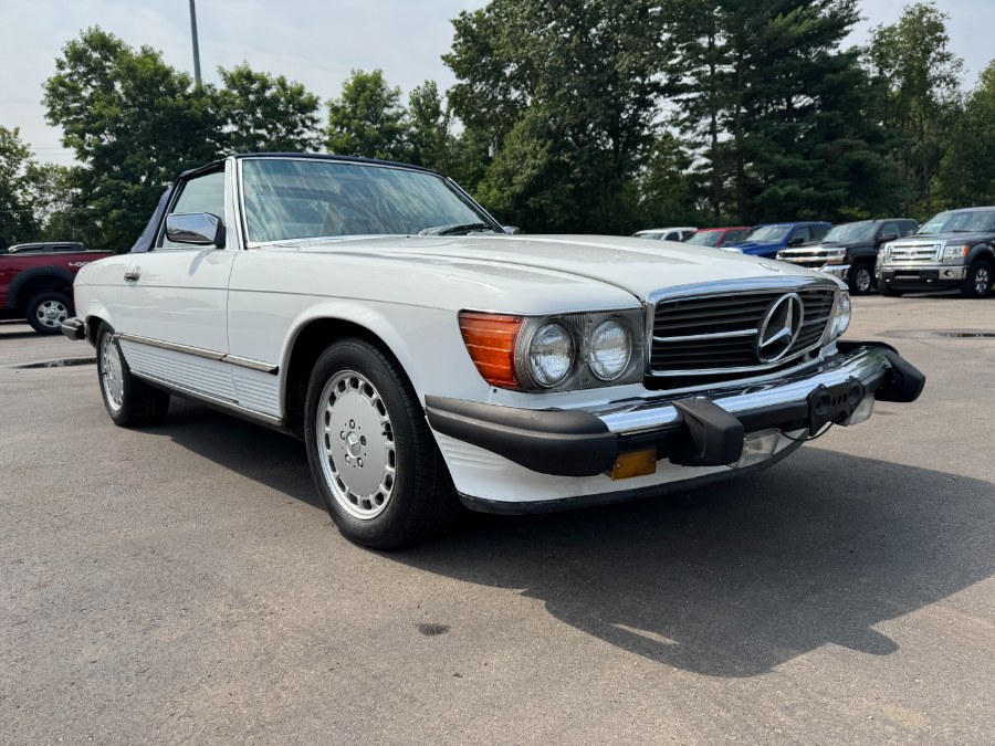 1989 Mercedes-Benz 560 Series 2dr Coupe 560SL Roadster, available for sale in Ortonville, Michigan | Marsh Auto Sales LLC. Ortonville, Michigan 1989 Mercedes-Benz 560 Series 2dr Coupe 560SL Roadster, available for sale in Ortonville, Michigan | Marsh Auto Sales LLC. Ortonville, Michigan