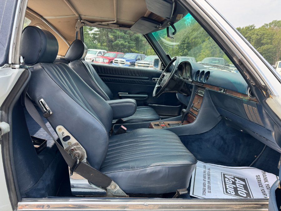 1989 Mercedes-Benz 560 Series 2dr Coupe 560SL Roadster, available for sale in Ortonville, Michigan | Marsh Auto Sales LLC. Ortonville, Michigan 1989 Mercedes-Benz 560 Series 2dr Coupe 560SL Roadster, available for sale in Ortonville, Michigan | Marsh Auto Sales LLC. Ortonville, Michigan