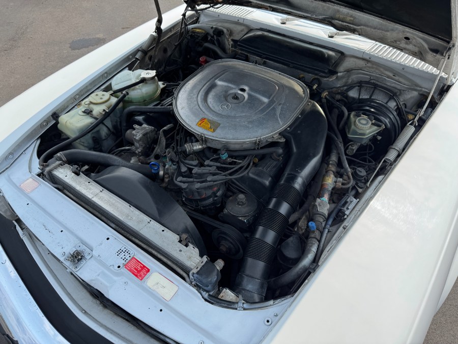 1989 Mercedes-Benz 560 Series 2dr Coupe 560SL Roadster, available for sale in Ortonville, Michigan | Marsh Auto Sales LLC. Ortonville, Michigan 1989 Mercedes-Benz 560 Series 2dr Coupe 560SL Roadster, available for sale in Ortonville, Michigan | Marsh Auto Sales LLC. Ortonville, Michigan