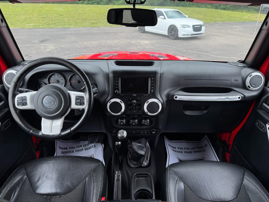 2015 Jeep Wrangler Unlimited 4WD 4dr Sahara, available for sale in Ortonville, Michigan | Marsh Auto Sales LLC. Ortonville, Michigan 2015 Jeep Wrangler Unlimited 4WD 4dr Sahara, available for sale in Ortonville, Michigan | Marsh Auto Sales LLC. Ortonville, Michigan
