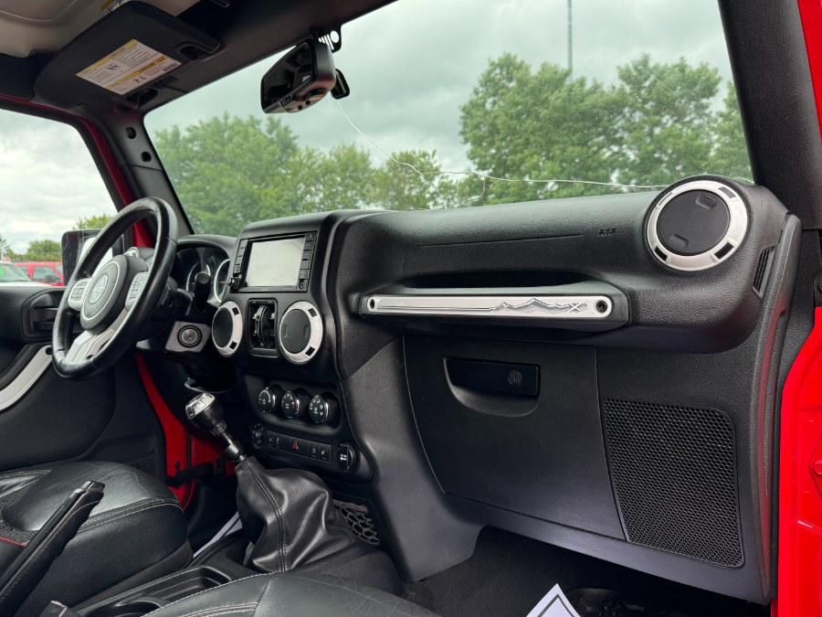 2015 Jeep Wrangler Unlimited 4WD 4dr Sahara, available for sale in Ortonville, Michigan | Marsh Auto Sales LLC. Ortonville, Michigan 2015 Jeep Wrangler Unlimited 4WD 4dr Sahara, available for sale in Ortonville, Michigan | Marsh Auto Sales LLC. Ortonville, Michigan