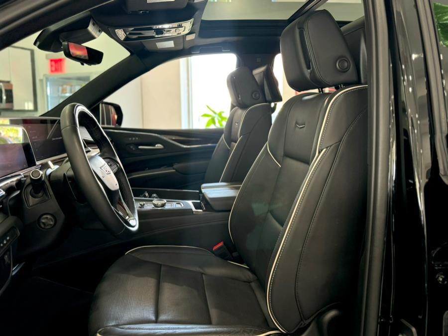 2024 Cadillac Escalade 4WD 4dr Premium Luxury, available for sale in Franklin Square, New York | Luxury Motor Club. Franklin Square, New York 2024 Cadillac Escalade 4WD 4dr Premium Luxury, available for sale in Franklin Square, New York | Luxury Motor Club. Franklin Square, New York