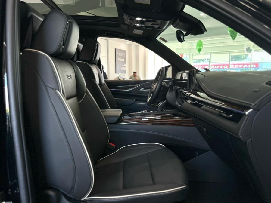 2024 Cadillac Escalade 4WD 4dr Premium Luxury, available for sale in Franklin Square, New York | Luxury Motor Club. Franklin Square, New York 2024 Cadillac Escalade 4WD 4dr Premium Luxury, available for sale in Franklin Square, New York | Luxury Motor Club. Franklin Square, New York