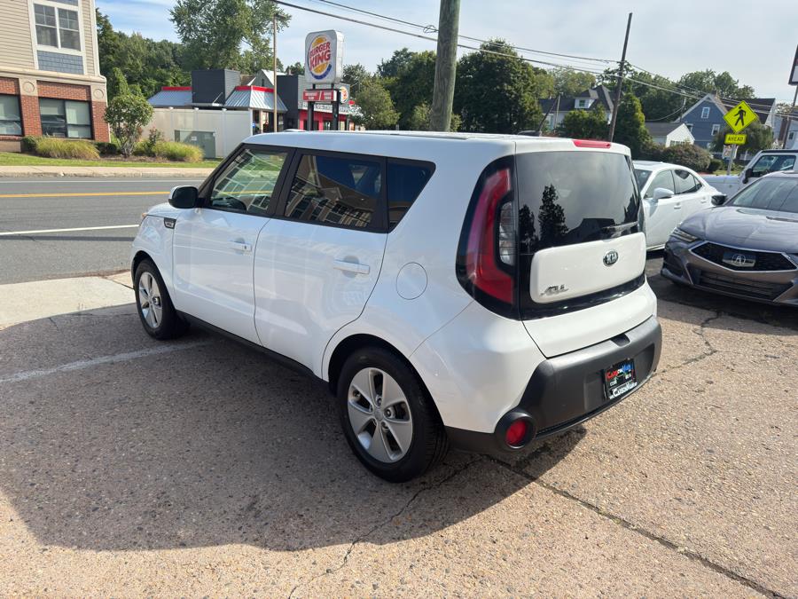 2016 Kia Soul 5dr Wgn Auto Base, available for sale in Manchester, Connecticut | Carsonmain LLC. Manchester, Connecticut 2016 Kia Soul 5dr Wgn Auto Base, available for sale in Manchester, Connecticut | Carsonmain LLC. Manchester, Connecticut