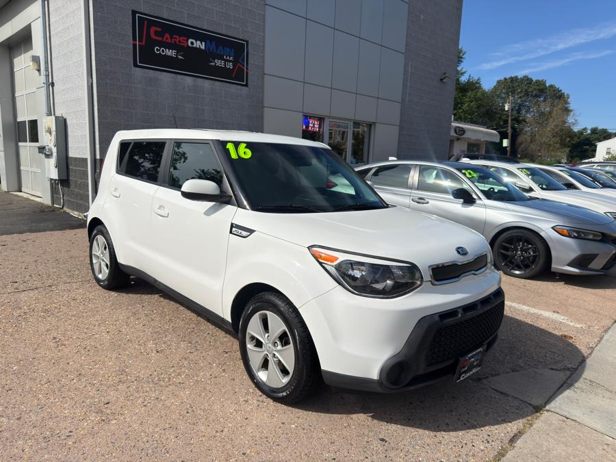 2016 Kia Soul 5dr Wgn Auto Base, available for sale in Manchester, Connecticut | Carsonmain LLC. Manchester, Connecticut 2016 Kia Soul 5dr Wgn Auto Base, available for sale in Manchester, Connecticut | Carsonmain LLC. Manchester, Connecticut