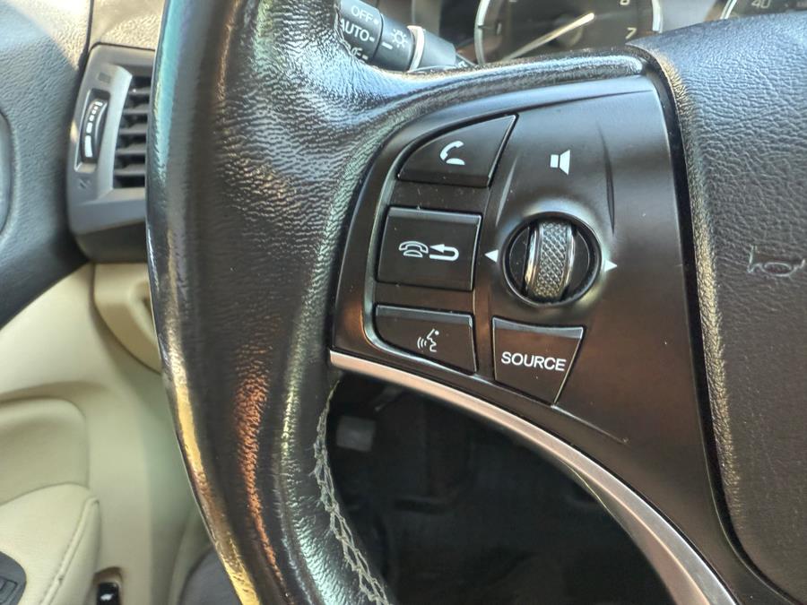 2016 Acura MDX SH-AWD 4dr w/Tech/Entertainment/AcuraWatch Plus, available for sale in Manchester, Connecticut | Carsonmain LLC. Manchester, Connecticut 2016 Acura MDX SH-AWD 4dr w/Tech/Entertainment/AcuraWatch Plus, available for sale in Manchester, Connecticut | Carsonmain LLC. Manchester, Connecticut