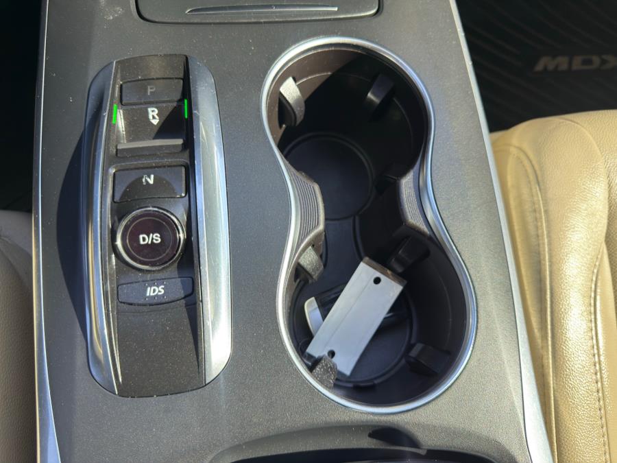 2016 Acura MDX SH-AWD 4dr w/Tech/Entertainment/AcuraWatch Plus, available for sale in Manchester, Connecticut | Carsonmain LLC. Manchester, Connecticut 2016 Acura MDX SH-AWD 4dr w/Tech/Entertainment/AcuraWatch Plus, available for sale in Manchester, Connecticut | Carsonmain LLC. Manchester, Connecticut
