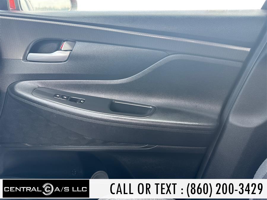 2019 Hyundai Santa Fe SE 2.4L Auto AWD, available for sale in East Windsor, Connecticut | Central A/S LLC. East Windsor, Connecticut 2019 Hyundai Santa Fe SE 2.4L Auto AWD, available for sale in East Windsor, Connecticut | Central A/S LLC. East Windsor, Connecticut