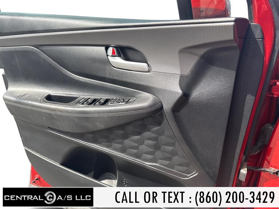 2019 Hyundai Santa Fe SE 2.4L Auto AWD, available for sale in East Windsor, Connecticut | Central A/S LLC. East Windsor, Connecticut 2019 Hyundai Santa Fe SE 2.4L Auto AWD, available for sale in East Windsor, Connecticut | Central A/S LLC. East Windsor, Connecticut