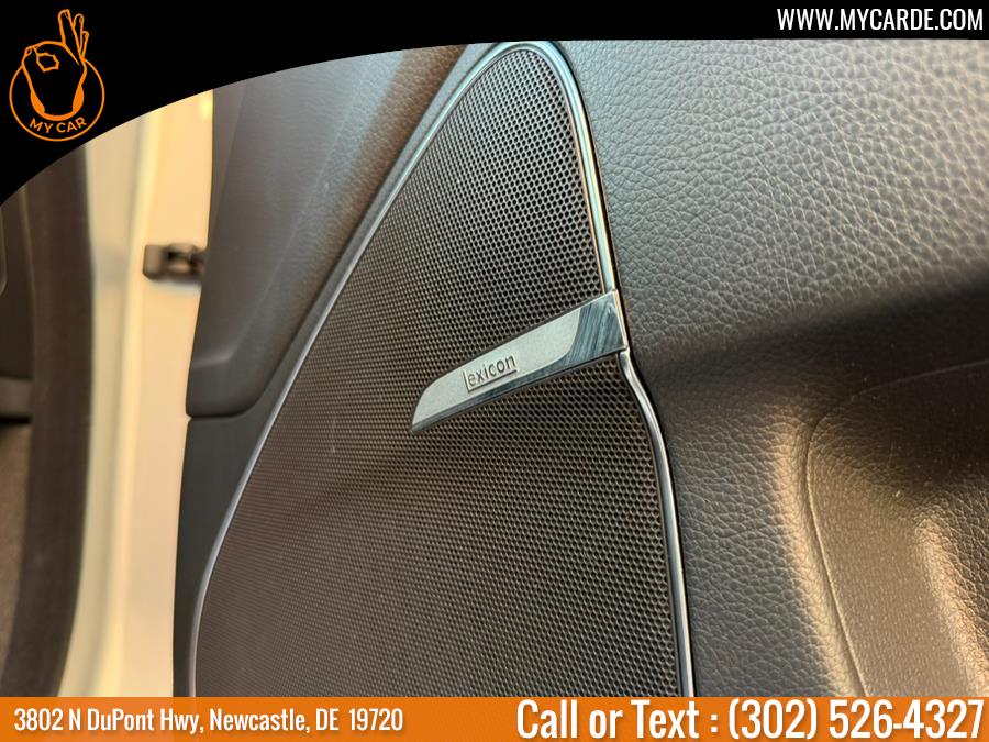 2014 Hyundai Equus 4dr Sdn Ultimate, available for sale in New Castle, Delaware | My Car. New Castle, Delaware 2014 Hyundai Equus 4dr Sdn Ultimate, available for sale in New Castle, Delaware | My Car. New Castle, Delaware