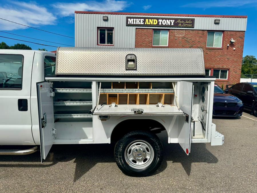 2015 Ford Super Duty F-350 SRW 4WD Crew Cab 172" XL, available for sale in South Windsor, Connecticut | Mike And Tony Auto Sales, Inc. South Windsor, Connecticut 2015 Ford Super Duty F-350 SRW 4WD Crew Cab 172" XL, available for sale in South Windsor, Connecticut | Mike And Tony Auto Sales, Inc. South Windsor, Connecticut
