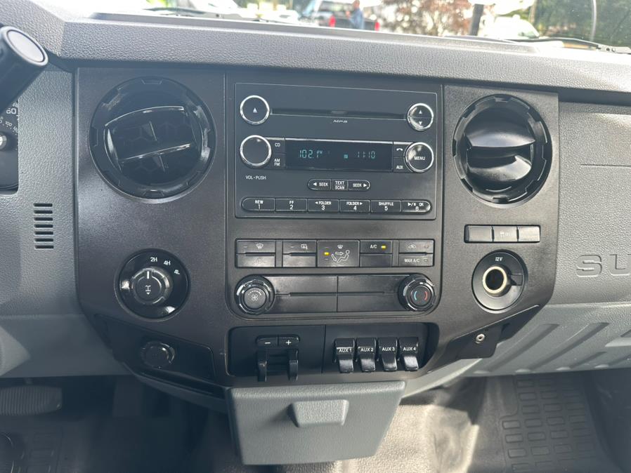 2015 Ford Super Duty F-350 SRW 4WD Crew Cab 172" XL, available for sale in South Windsor, Connecticut | Mike And Tony Auto Sales, Inc. South Windsor, Connecticut 2015 Ford Super Duty F-350 SRW 4WD Crew Cab 172" XL, available for sale in South Windsor, Connecticut | Mike And Tony Auto Sales, Inc. South Windsor, Connecticut