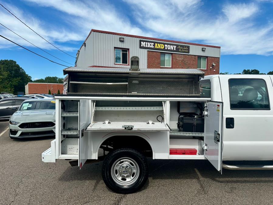 2015 Ford Super Duty F-350 SRW 4WD Crew Cab 172" XL, available for sale in South Windsor, Connecticut | Mike And Tony Auto Sales, Inc. South Windsor, Connecticut 2015 Ford Super Duty F-350 SRW 4WD Crew Cab 172" XL, available for sale in South Windsor, Connecticut | Mike And Tony Auto Sales, Inc. South Windsor, Connecticut