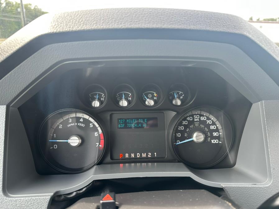 2015 Ford Super Duty F-350 SRW 4WD Crew Cab 172" XL, available for sale in South Windsor, Connecticut | Mike And Tony Auto Sales, Inc. South Windsor, Connecticut 2015 Ford Super Duty F-350 SRW 4WD Crew Cab 172" XL, available for sale in South Windsor, Connecticut | Mike And Tony Auto Sales, Inc. South Windsor, Connecticut