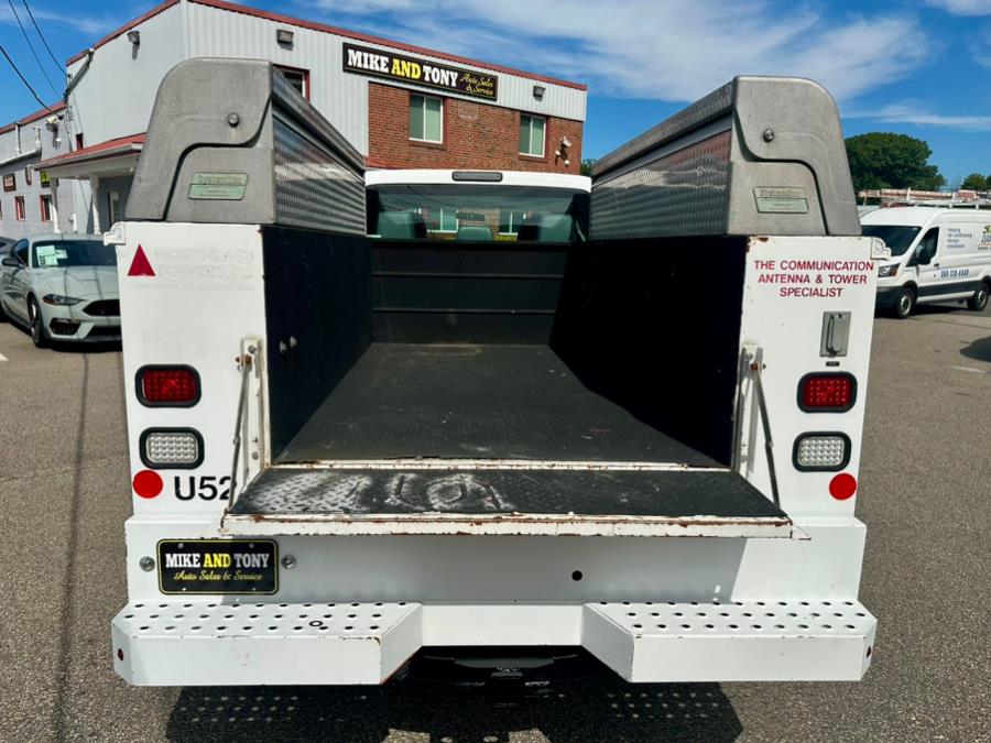 2015 Ford Super Duty F-350 SRW 4WD Crew Cab 172" XL, available for sale in South Windsor, Connecticut | Mike And Tony Auto Sales, Inc. South Windsor, Connecticut 2015 Ford Super Duty F-350 SRW 4WD Crew Cab 172" XL, available for sale in South Windsor, Connecticut | Mike And Tony Auto Sales, Inc. South Windsor, Connecticut