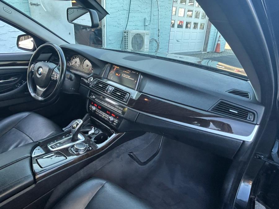 2016 BMW 5 Series 4dr Sdn 535i xDrive AWD, available for sale in West Babylon, New York | New Gen Auto Group. West Babylon, New York 2016 BMW 5 Series 4dr Sdn 535i xDrive AWD, available for sale in West Babylon, New York | New Gen Auto Group. West Babylon, New York