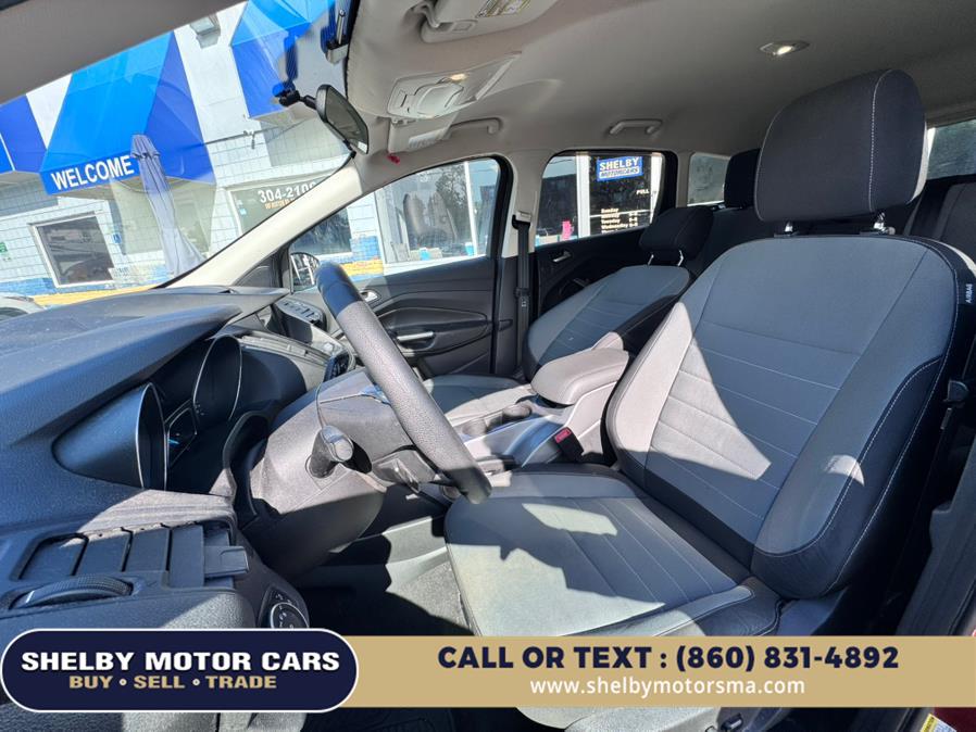 2016 Ford Escape 4WD 4dr SE, available for sale in Springfield, Massachusetts | Shelby Motor Cars. Springfield, Massachusetts 2016 Ford Escape 4WD 4dr SE, available for sale in Springfield, Massachusetts | Shelby Motor Cars. Springfield, Massachusetts