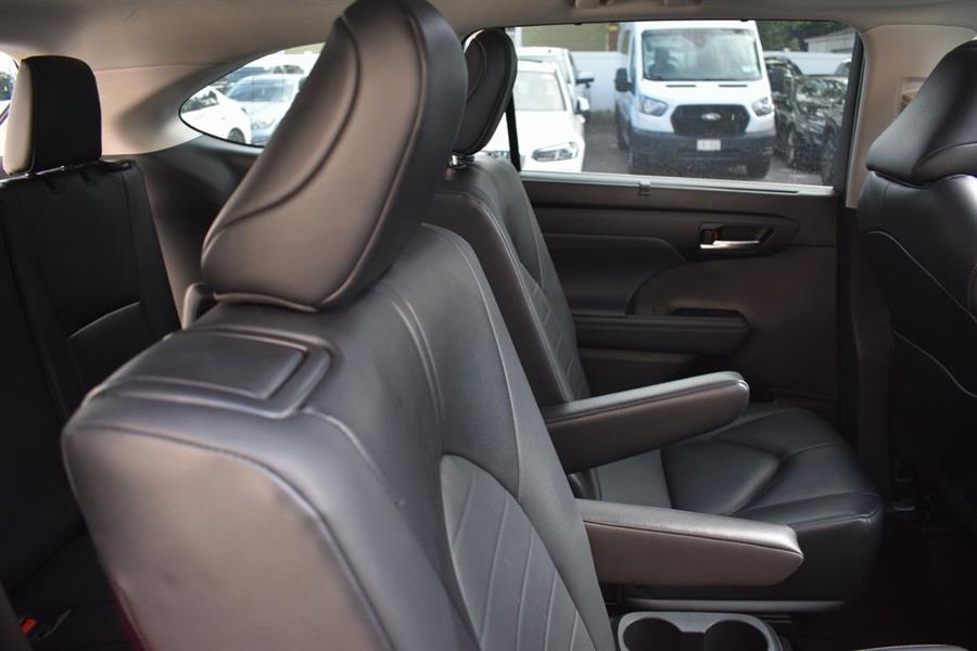 2023 Toyota Highlander XLE, available for sale in Valley Stream, New York | Certified Performance Motors. Valley Stream, New York 2023 Toyota Highlander XLE, available for sale in Valley Stream, New York | Certified Performance Motors. Valley Stream, New York