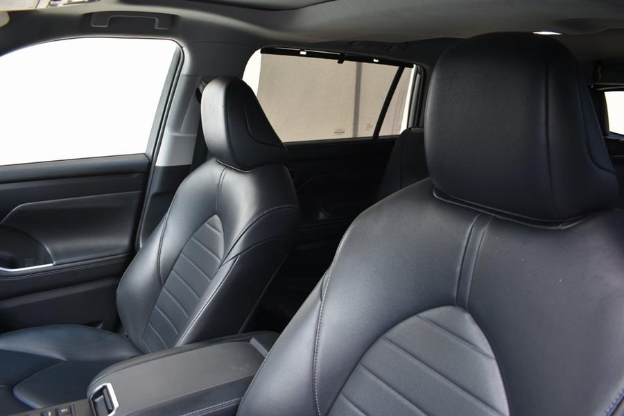 2023 Toyota Highlander XLE, available for sale in Valley Stream, New York | Certified Performance Motors. Valley Stream, New York 2023 Toyota Highlander XLE, available for sale in Valley Stream, New York | Certified Performance Motors. Valley Stream, New York