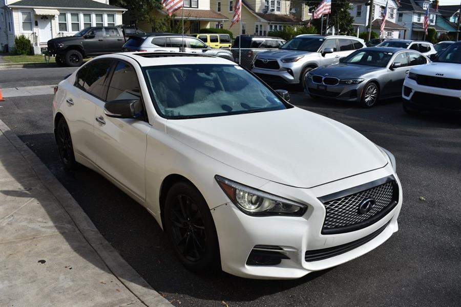 2017 Infiniti Q50 3.0t Signature Edition, available for sale in Valley Stream, New York | Certified Performance Motors. Valley Stream, New York 2017 Infiniti Q50 3.0t Signature Edition, available for sale in Valley Stream, New York | Certified Performance Motors. Valley Stream, New York