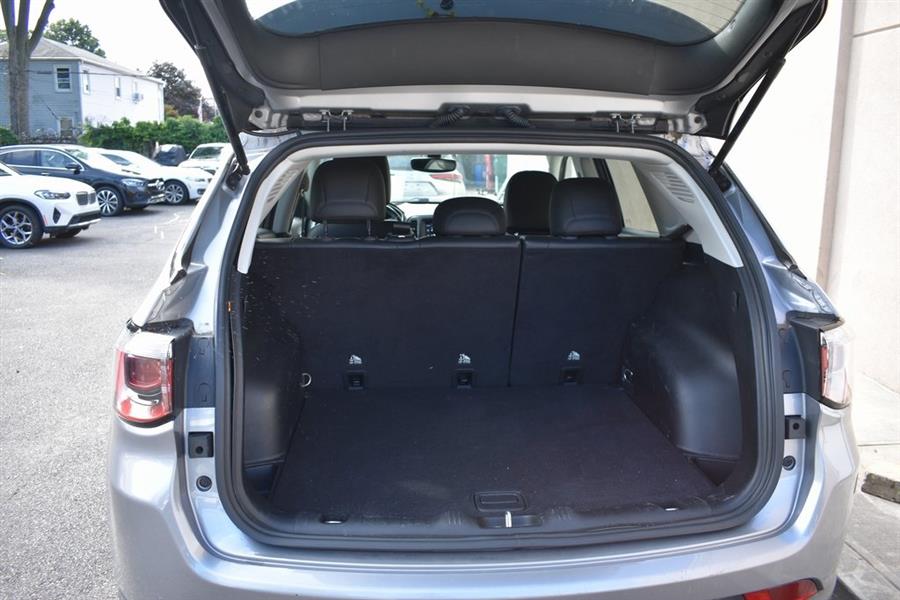 2021 Jeep Compass Latitude, available for sale in Valley Stream, New York | Certified Performance Motors. Valley Stream, New York 2021 Jeep Compass Latitude, available for sale in Valley Stream, New York | Certified Performance Motors. Valley Stream, New York