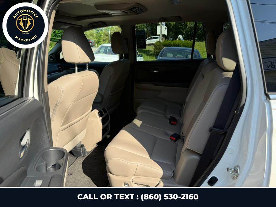 2016 Honda Pilot 2WD 4dr Touring w/RES & Navi, available for sale in Online only, Connecticut | CEO DADDY AUTO. Online only, Connecticut 2016 Honda Pilot 2WD 4dr Touring w/RES & Navi, available for sale in Online only, Connecticut | CEO DADDY AUTO. Online only, Connecticut