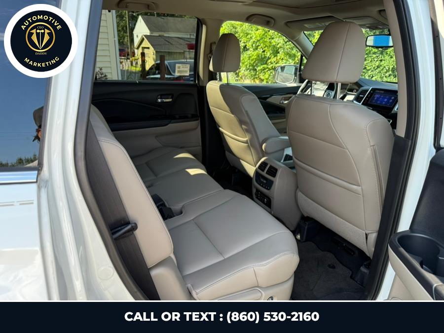 2016 Honda Pilot 2WD 4dr Touring w/RES & Navi, available for sale in Online only, Connecticut | CEO DADDY AUTO. Online only, Connecticut 2016 Honda Pilot 2WD 4dr Touring w/RES & Navi, available for sale in Online only, Connecticut | CEO DADDY AUTO. Online only, Connecticut