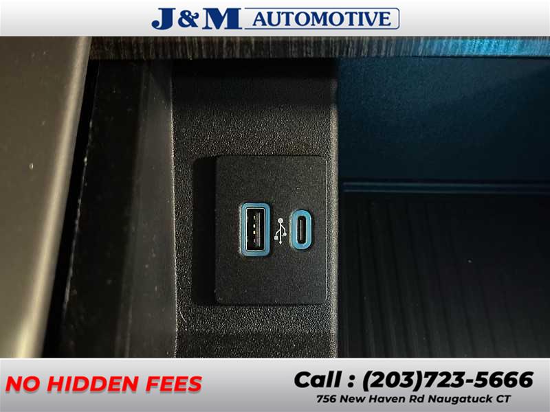 2020 Ford Super Duty F-250 Srw LARIAT, available for sale in Naugatuck, Connecticut | J&M Automotive Sls&Svc LLC. Naugatuck, Connecticut 2020 Ford Super Duty F-250 Srw LARIAT, available for sale in Naugatuck, Connecticut | J&M Automotive Sls&Svc LLC. Naugatuck, Connecticut