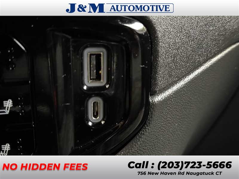 2022 Chevrolet Silverado 1500 ZR2, available for sale in Naugatuck, Connecticut | J&M Automotive Sls&Svc LLC. Naugatuck, Connecticut 2022 Chevrolet Silverado 1500 ZR2, available for sale in Naugatuck, Connecticut | J&M Automotive Sls&Svc LLC. Naugatuck, Connecticut