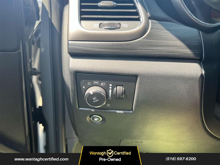 2020 Jeep Grand Cherokee Altitude 4x4, available for sale in Wantagh, New York | Wantagh Certified. Wantagh, New York 2020 Jeep Grand Cherokee Altitude 4x4, available for sale in Wantagh, New York | Wantagh Certified. Wantagh, New York