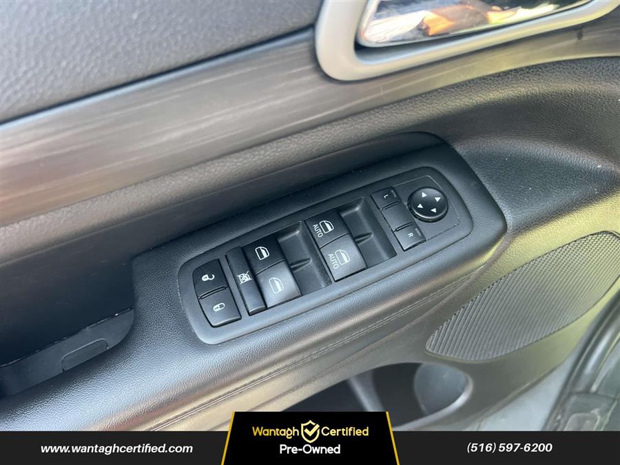 2020 Jeep Grand Cherokee Altitude 4x4, available for sale in Wantagh, New York | Wantagh Certified. Wantagh, New York 2020 Jeep Grand Cherokee Altitude 4x4, available for sale in Wantagh, New York | Wantagh Certified. Wantagh, New York