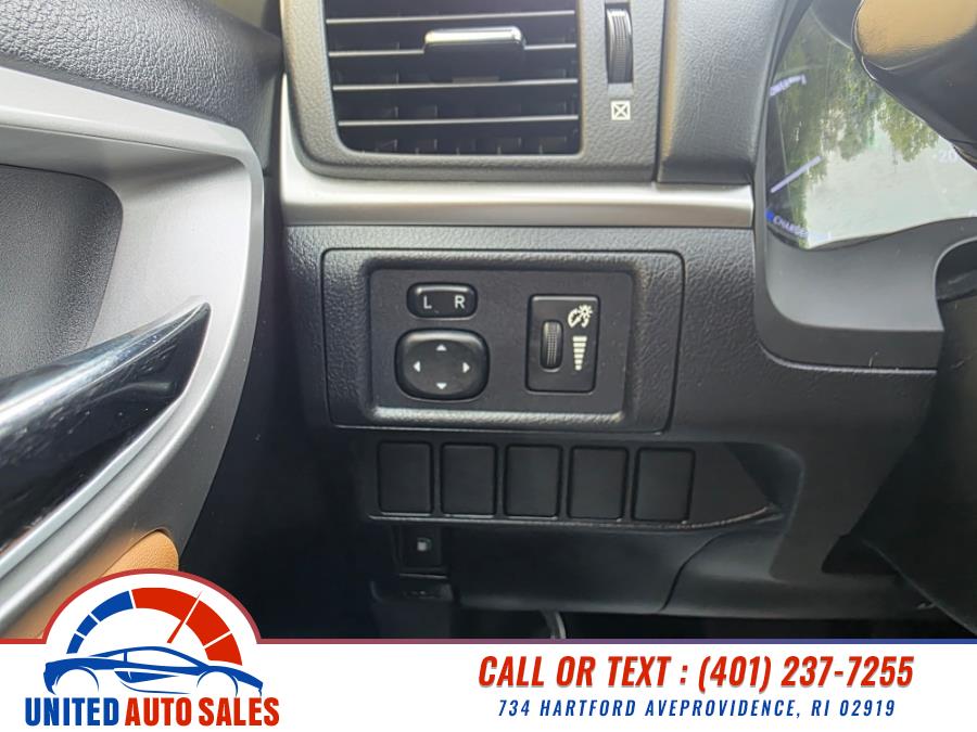 2013 Lexus CT 200h 5dr Sdn Hybrid, available for sale in Providence, Rhode Island | United Auto Sales Inc. Providence, Rhode Island 2013 Lexus CT 200h 5dr Sdn Hybrid, available for sale in Providence, Rhode Island | United Auto Sales Inc. Providence, Rhode Island