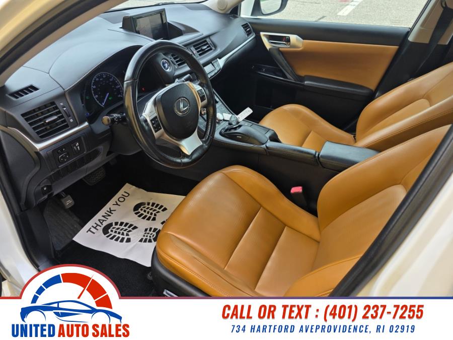 2013 Lexus CT 200h 5dr Sdn Hybrid, available for sale in Providence, Rhode Island | United Auto Sales Inc. Providence, Rhode Island 2013 Lexus CT 200h 5dr Sdn Hybrid, available for sale in Providence, Rhode Island | United Auto Sales Inc. Providence, Rhode Island